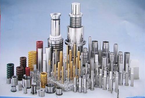 我國(guó)模具設(shè)計(jì)制造水平在總體上要比德、美等國(guó)家落后，不斷提升技術(shù)水平才是根本