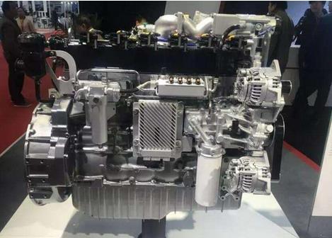 內(nèi)燃機(jī)作為移動動力，仍將占有主要支配地位，大功率、低排放是其發(fā)展方向?