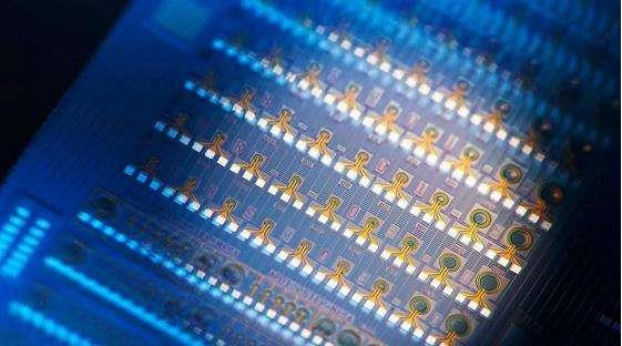 珠海：將通過基金、金融支持、補貼等多種方式，發(fā)展新一代信息技術(shù)全產(chǎn)業(yè)鏈，最高年度補貼達500萬元???