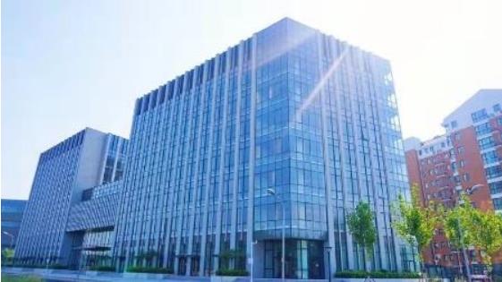 北京寫字樓市場租賃成交出現(xiàn)小幅下滑，目前出售面積高于出租面積