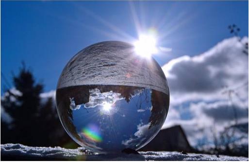 農(nóng)業(yè)農(nóng)村部等六部委聯(lián)合印發(fā)了《關(guān)于開展土地經(jīng)營權(quán)入股發(fā)展農(nóng)業(yè)產(chǎn)業(yè)化經(jīng)營試點(diǎn)的指導(dǎo)意見》